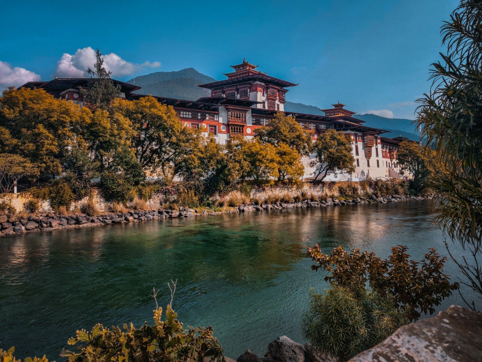 2N Thimpu 1N Punakha 2N Paro